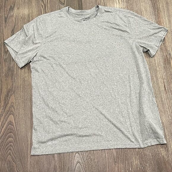 NWOT Nike Dri-Fit T-Shirt Crewneck Short Sleeve Athletic Fit Pullover Gray XL - Picture 1 of 5